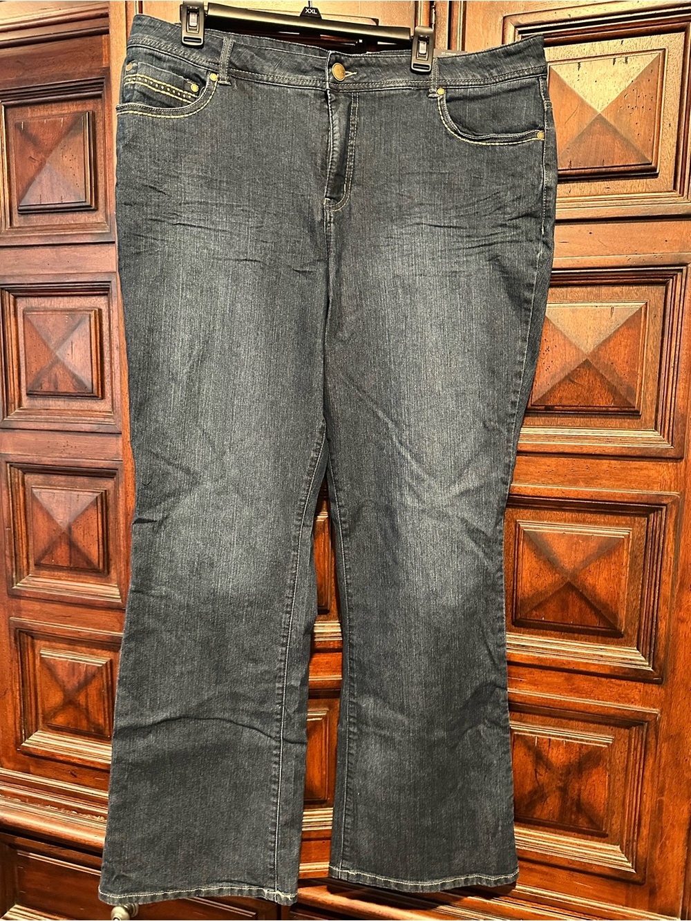 20 AVERAGE BOOTCUT Avenue Denim Women’s Dark Stretch Jeans Rhinestones Stitching